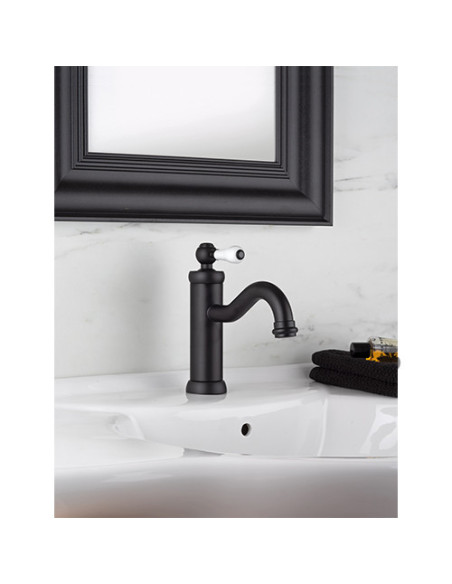 Rubinetto Miscelatore monoforo per lavabo serie Tosca YO Jacuzzi senza scarico 0TOYO086JA00 nero opaco - Climaway